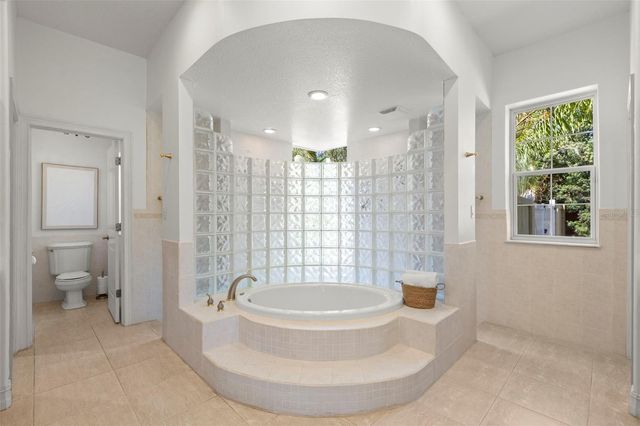 19229 BLOUNT ROAD, Lutz, FL 33558