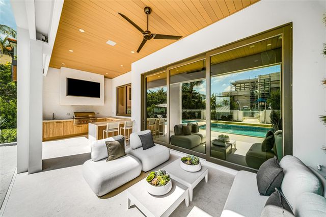 6107 N Ocean Boulevard, Ocean Ridge, FL 33435