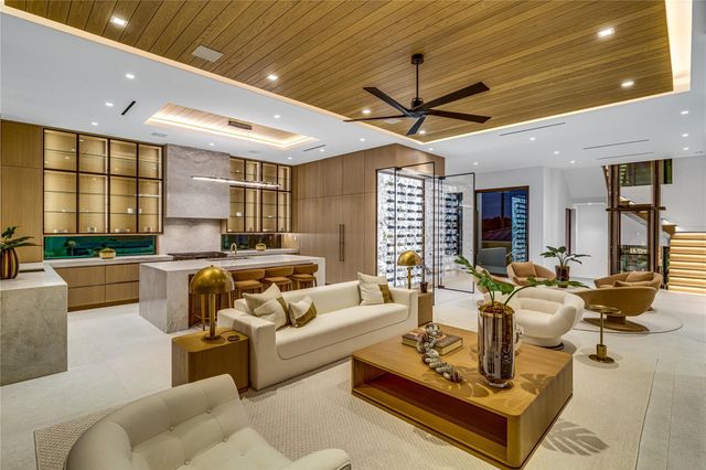 6107 N Ocean Boulevard, Ocean Ridge, FL 33435