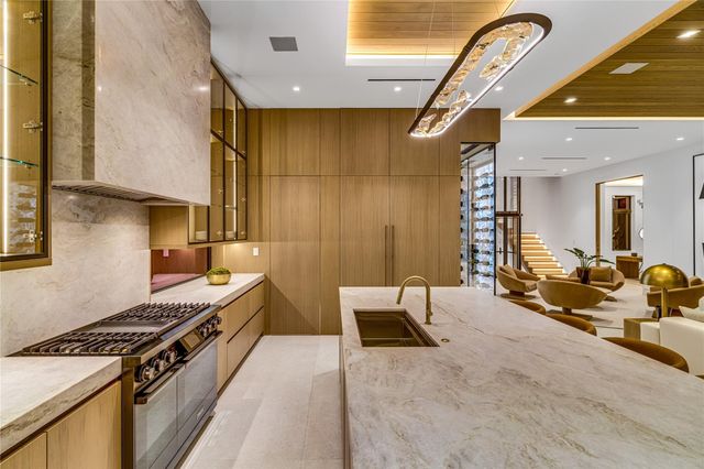 6107 N Ocean Boulevard, Ocean Ridge, FL 33435