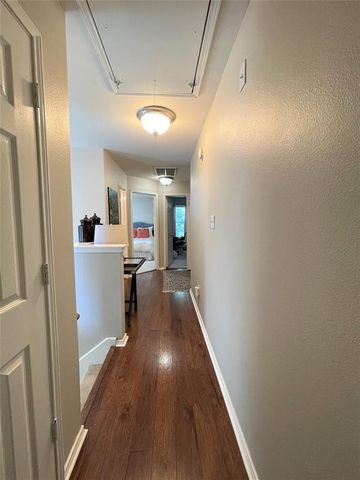 10 Butterfly Branch Place, The Woodlands, TX 77382