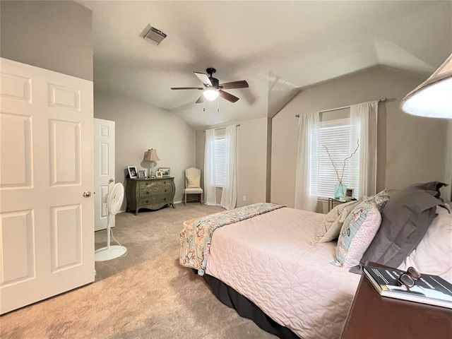 10 Butterfly Branch Place, The Woodlands, TX 77382