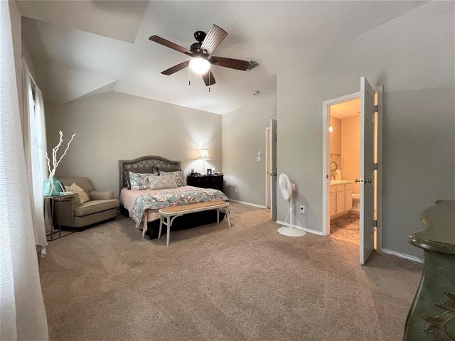 10 Butterfly Branch Place, The Woodlands, TX 77382