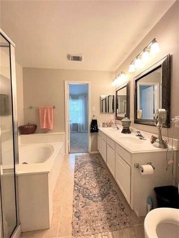 10 Butterfly Branch Place, The Woodlands, TX 77382