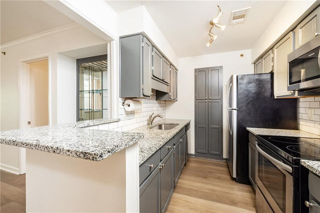 1314 Highland Bluff SE, Atlanta, GA 30339
