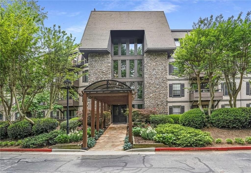 1314 Highland Bluff SE, Atlanta, GA 30339