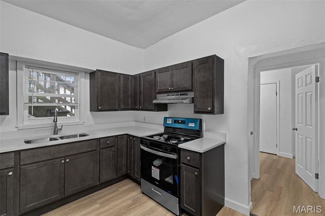 725 Cornell Avenue, Webster Groves, MO 63119