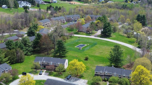 A2 Stonehedge Drive, South Burlington, VT 05403