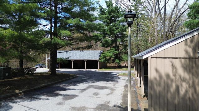 A2 Stonehedge Drive, South Burlington, VT 05403