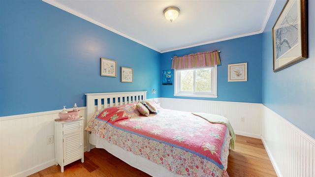 A2 Stonehedge Drive, South Burlington, VT 05403