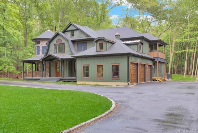 301 Old Mill Road, Saint James, NY 11780