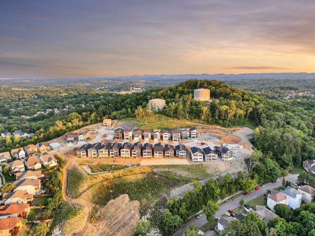209 Walnutwood Lane, Nashville, TN 37211