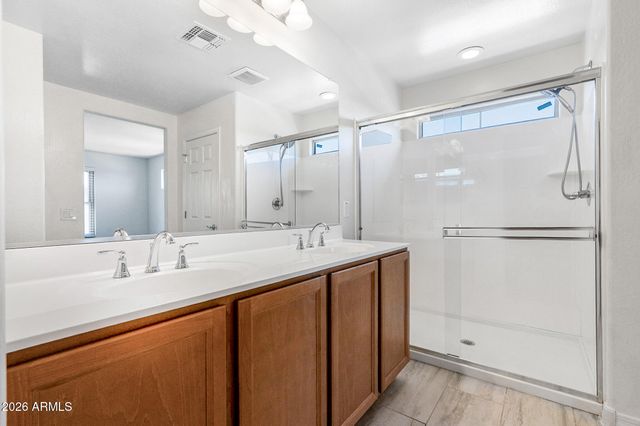 5818 W ENCINAS Lane, Phoenix, AZ 85043