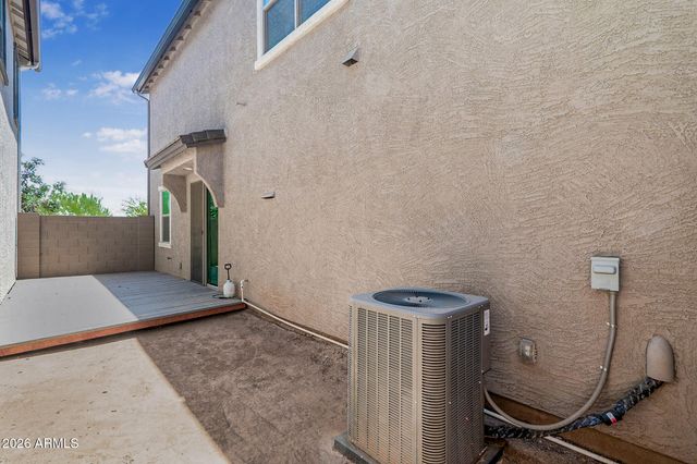 5818 W ENCINAS Lane, Phoenix, AZ 85043