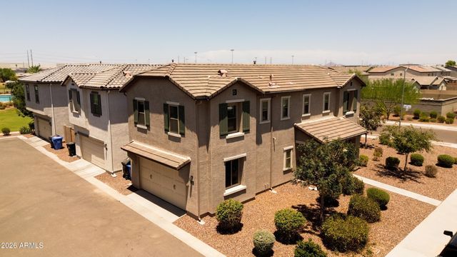 5818 W ENCINAS Lane, Phoenix, AZ 85043