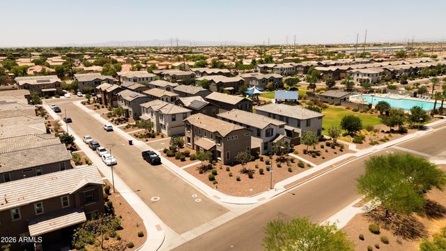 5818 W ENCINAS Lane, Phoenix, AZ 85043