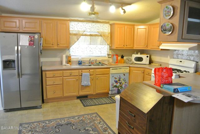 45465 25th Street Spc 9, Lancaster, CA 93535