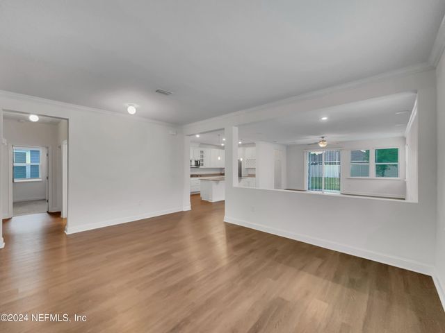 3173 HAWKS HILL Lane, Jacksonville, FL 32216