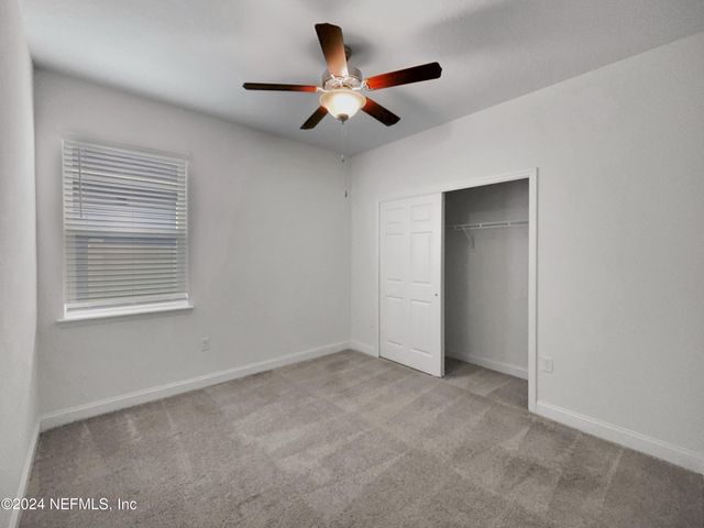3173 HAWKS HILL Lane, Jacksonville, FL 32216