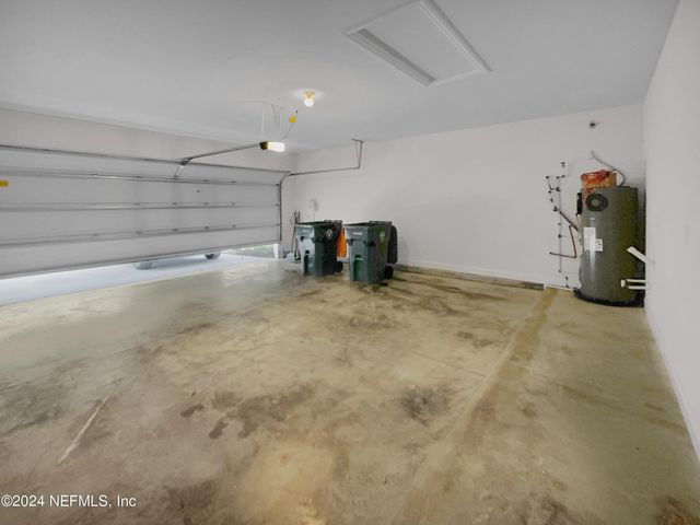 3173 HAWKS HILL Lane, Jacksonville, FL 32216