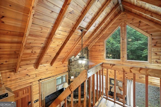 425 River Bend Court, Ellijay, GA 30540