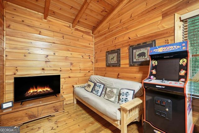 425 River Bend Court, Ellijay, GA 30540