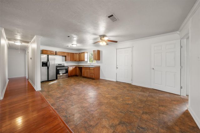 14968 Fm 1696 Road, Bedias, TX 77831