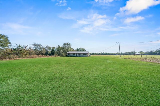 14968 Fm 1696 Road, Bedias, TX 77831