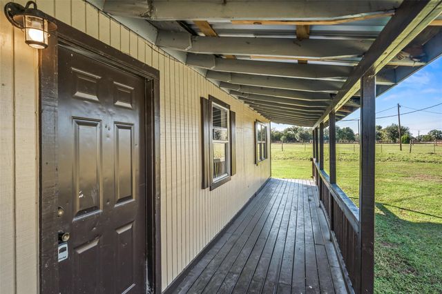 14968 Fm 1696 Road, Bedias, TX 77831