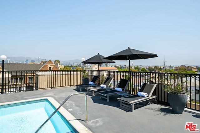 585 N Rossmore Avenue 506, Los Angeles, CA 90004