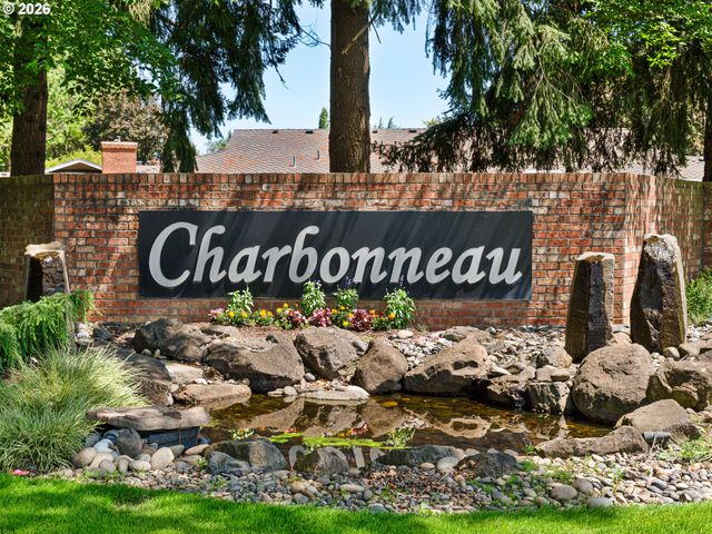 32400 Sw ARBOR LAKE Dr, Wilsonville, OR 97070
