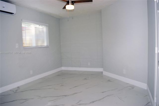 622 NE 6th St 2, Hallandale Beach, FL 33009