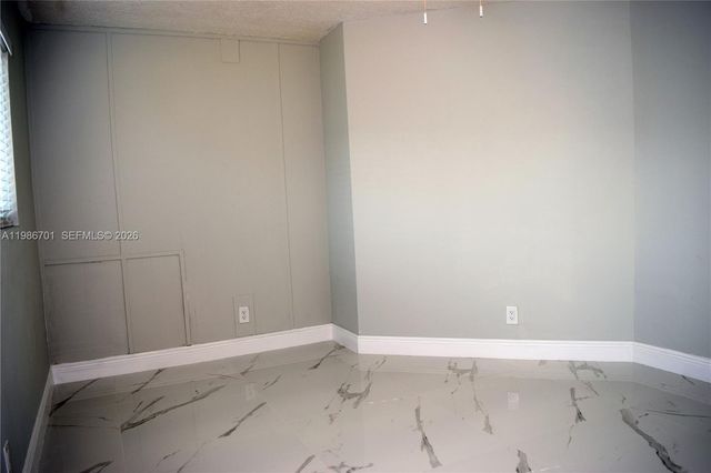 622 NE 6th St 2, Hallandale Beach, FL 33009