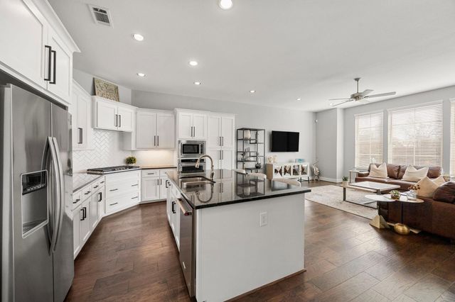 1216 Murrayhill Drive, Houston, TX 77043