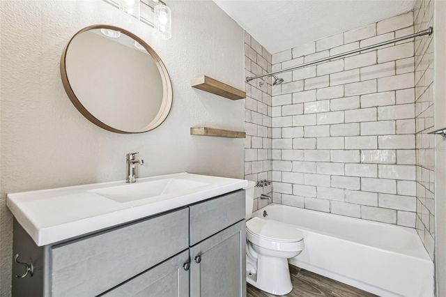 13691 ORANGE SUNSET DRIVE 201, Tampa, FL 33618