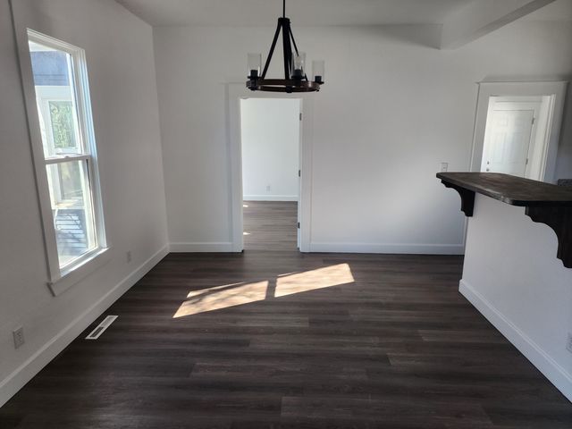 109 E St NW, Miami, OK 74354