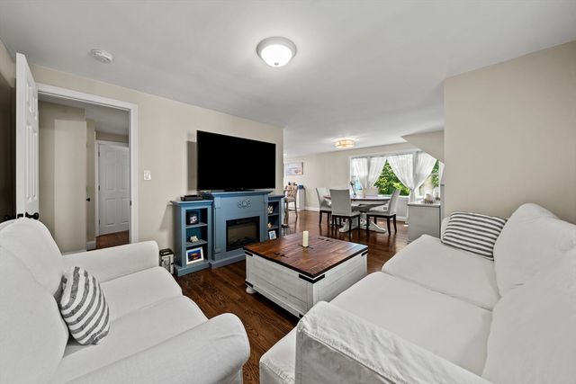 5 Macarthur Circle, Swampscott, MA 01907