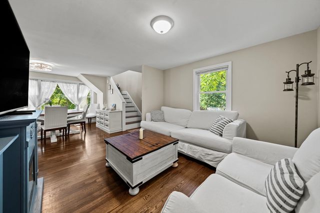5 Macarthur Circle, Swampscott, MA 01907