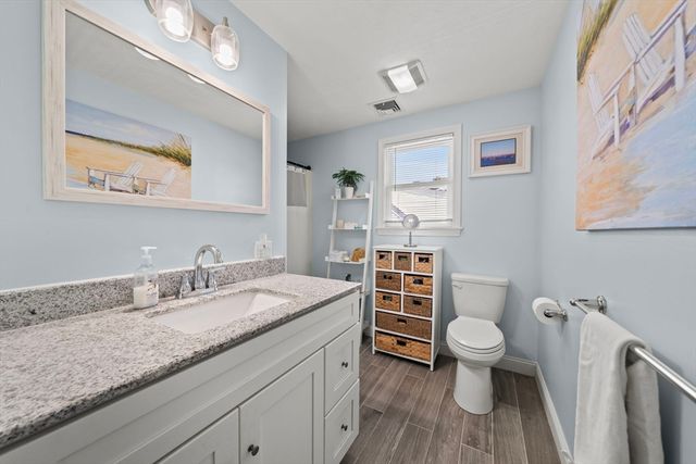 5 Macarthur Circle, Swampscott, MA 01907