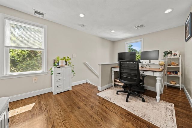 5 Macarthur Circle, Swampscott, MA 01907