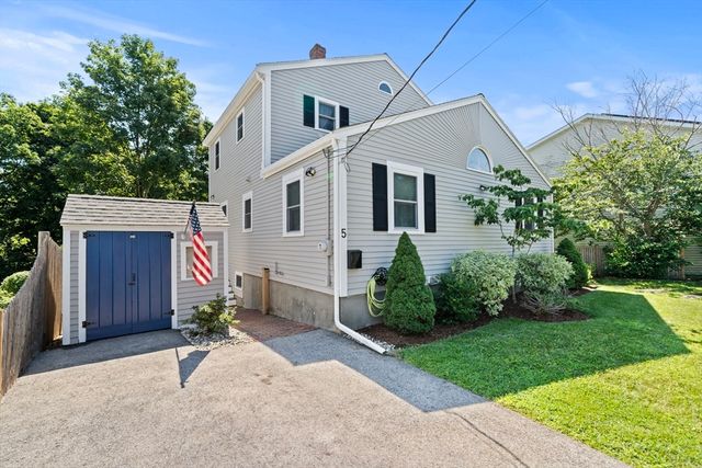 5 Macarthur Circle, Swampscott, MA 01907