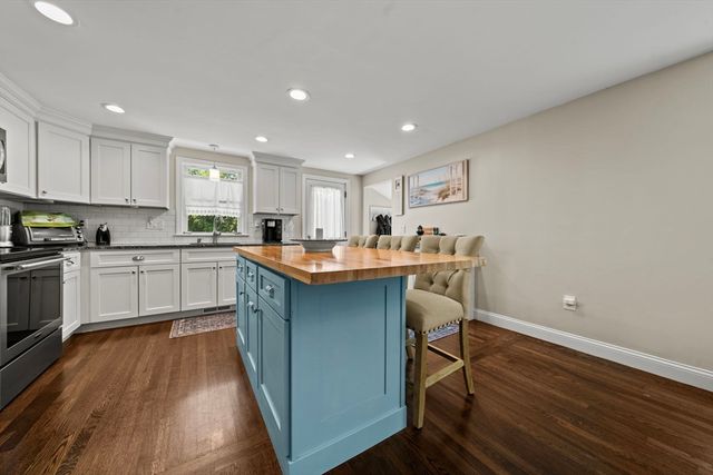 5 Macarthur Circle, Swampscott, MA 01907