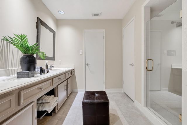 11939 Brook Meadows Lane, Stafford, TX 77477