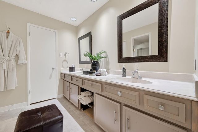 11939 Brook Meadows Lane, Stafford, TX 77477