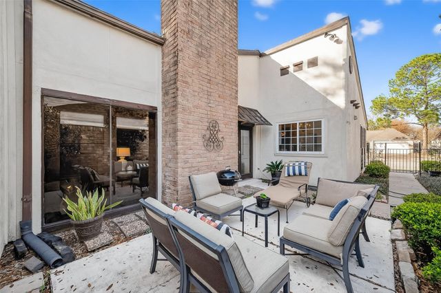 11939 Brook Meadows Lane, Stafford, TX 77477