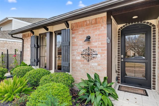 11939 Brook Meadows Lane, Stafford, TX 77477