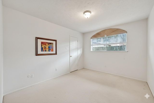 11939 Brook Meadows Lane, Stafford, TX 77477