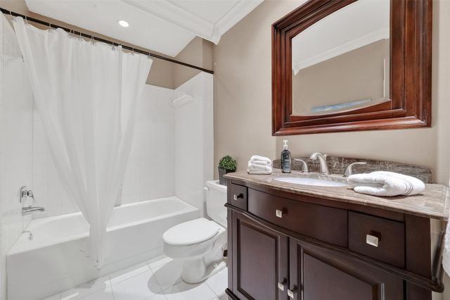 11939 Brook Meadows Lane, Stafford, TX 77477