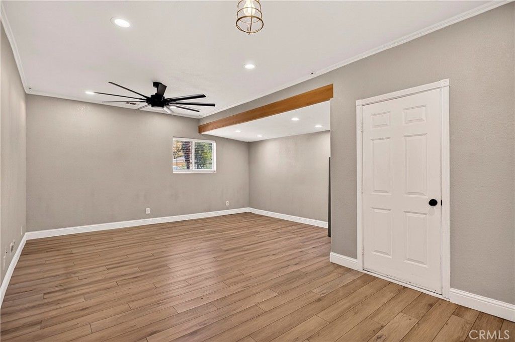 Image 16 of property listing at 6 Mayfair, Chico, CA 95973