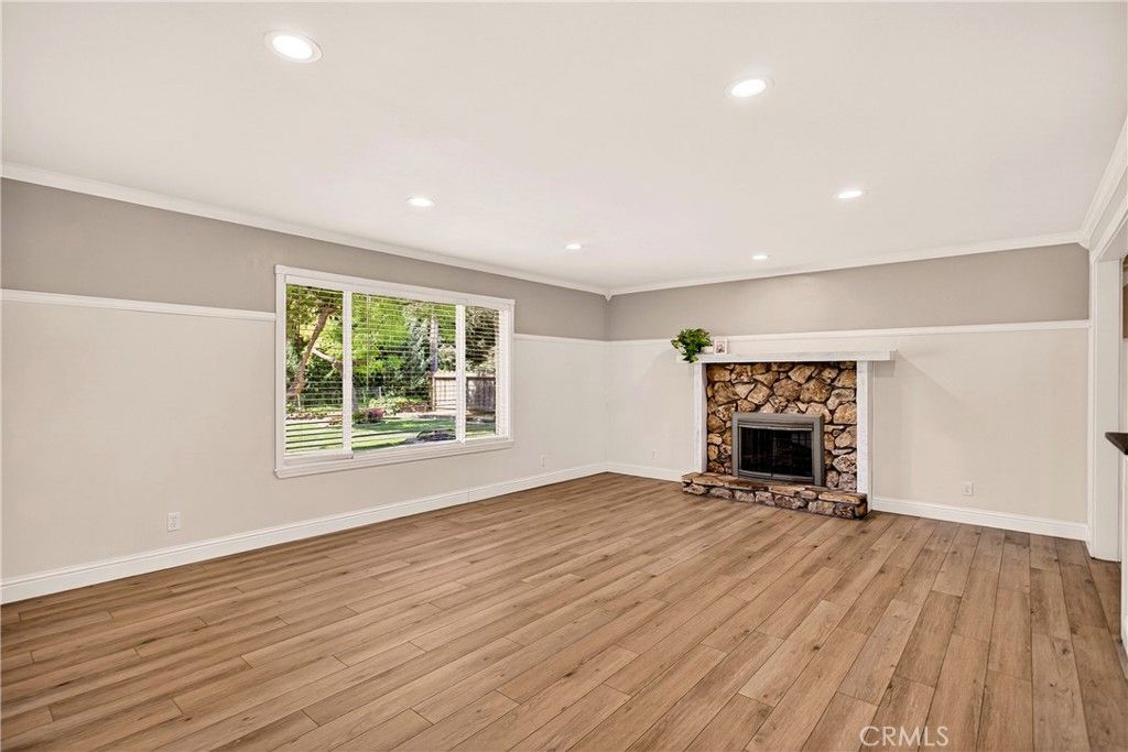 Image 8 of property listing at 6 Mayfair, Chico, CA 95973